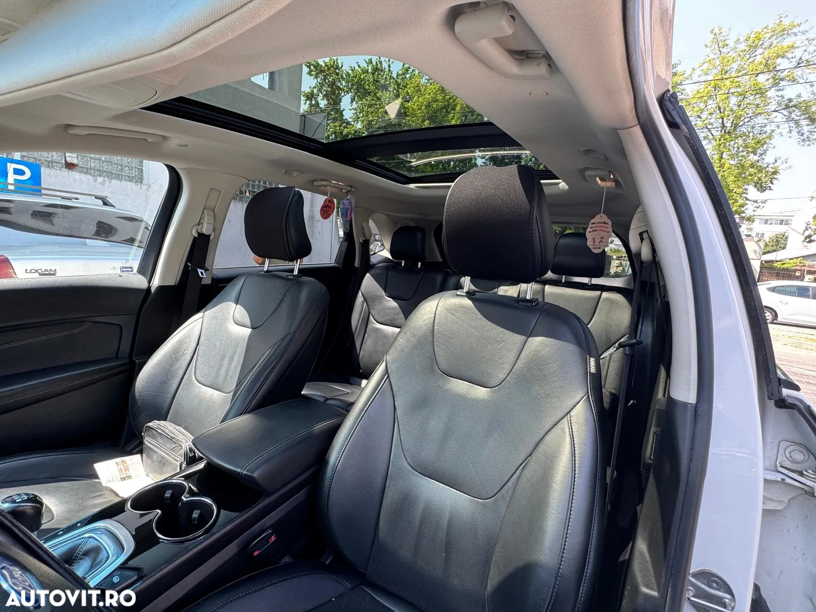 Ford Edge 2.0 TDCi 4x4 Titanium - 8
