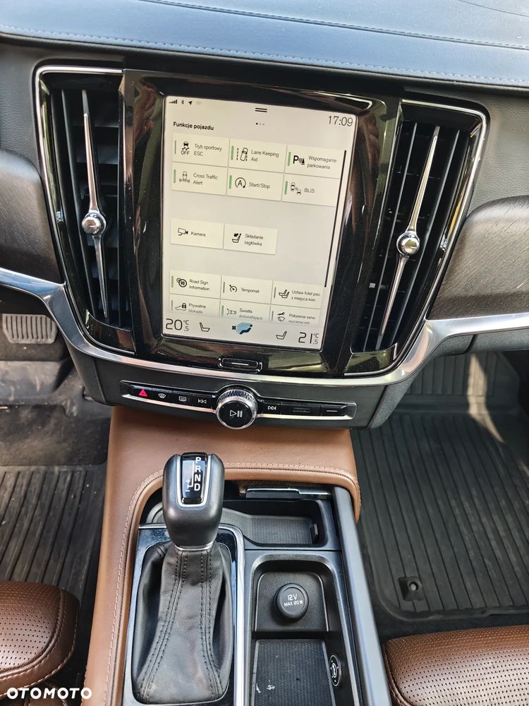 Volvo V90 Cross Country T6 AWD Geartronic - 10