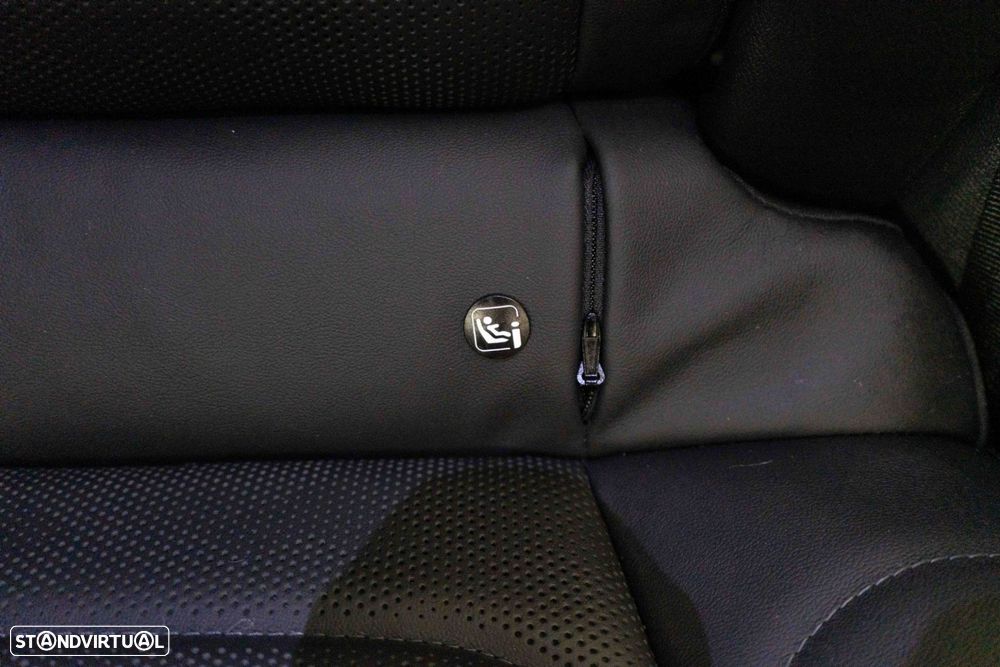 Citroën C5 X 1.6 Hybrid Shine Pack e-EAT8 - 29