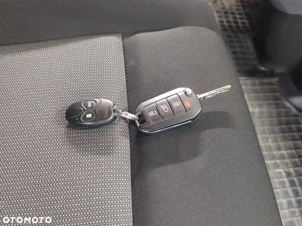 Peugeot EXPERT LONG PREMIUM Traveller VAN 5 Osobowy 2x Boczne drzwi, Homologacja cięż. N1 LCV  OGRZEWANIE POSTOJOWE WEBASTO - 8