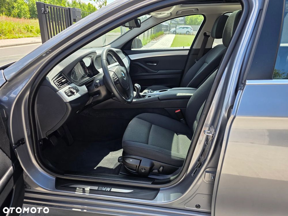BMW Seria 5 520d - 9