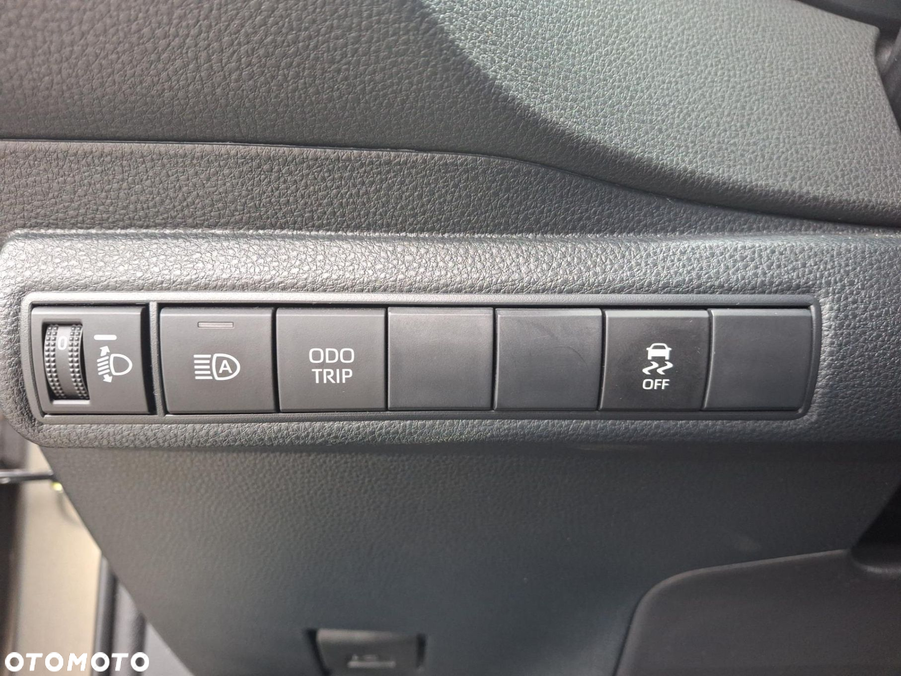Toyota Corolla - 14