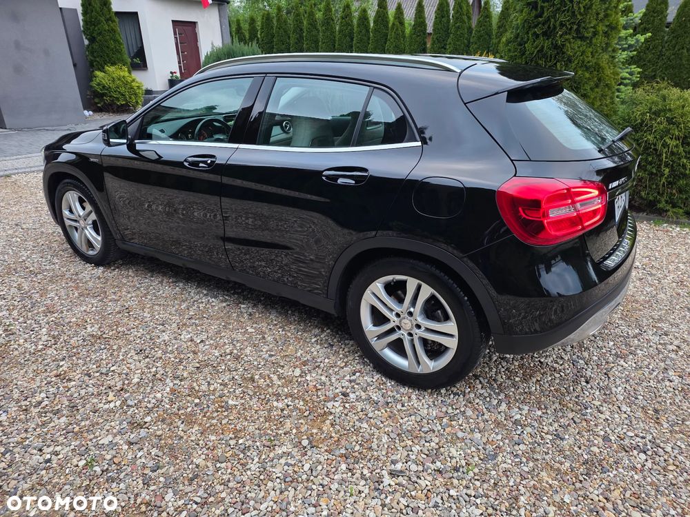 Mercedes-Benz GLA 200 (CDI) d 4Matic 7G-DCT AMG Line - 9