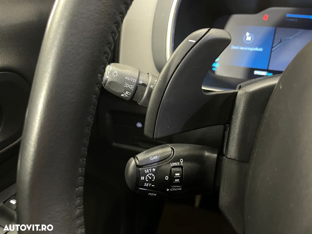 Citroën C5 Aircross 1.6 FWD 225 EAT8 Shine - 25