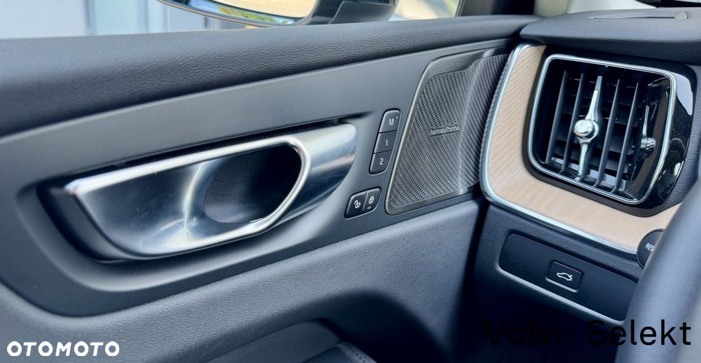 Volvo XC 60 - 18