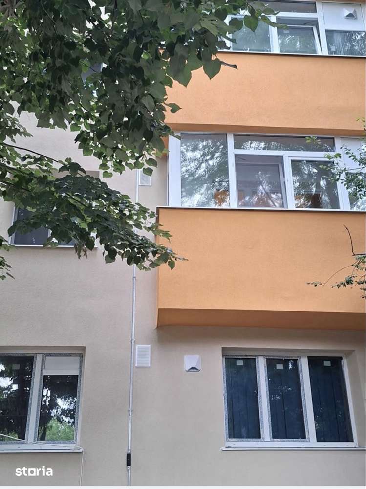 Garsonieră cu balcon și aer condiționat în Dristor — fotografia 1