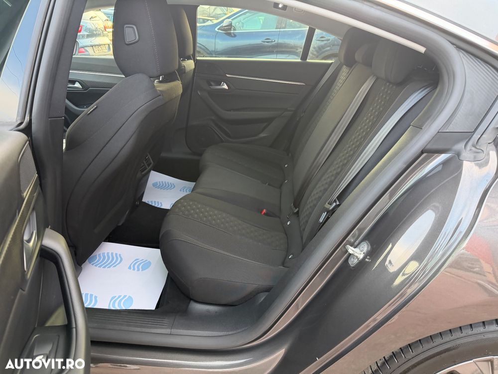 Peugeot 508 PureTech 180 EAT8 GT - 32