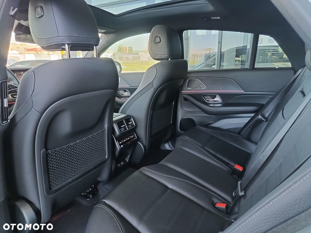 Mercedes-Benz GLE - 31