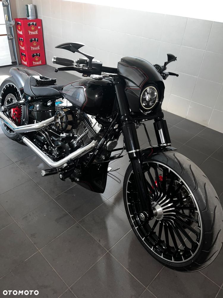 Harley-Davidson FXSB Breakout - 7