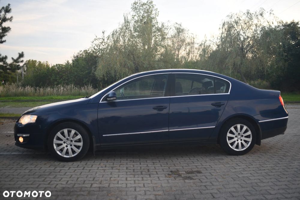 Volkswagen Passat 1.8 TSI Comfortline - 3