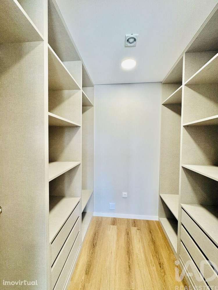 Casa / Villa em Azeitão (São Lourenço e São Simão) de 273,00 m2 - Grande imagem: 3/16