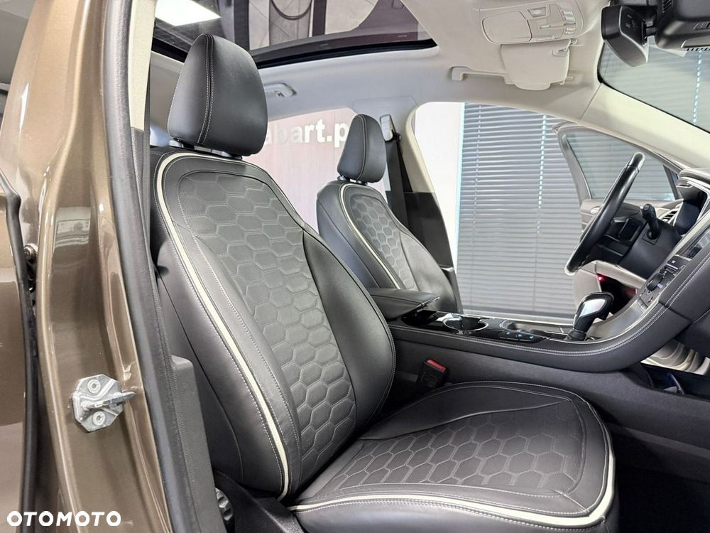 Ford Mondeo 2.0 EcoBlue VIGNALE - 25