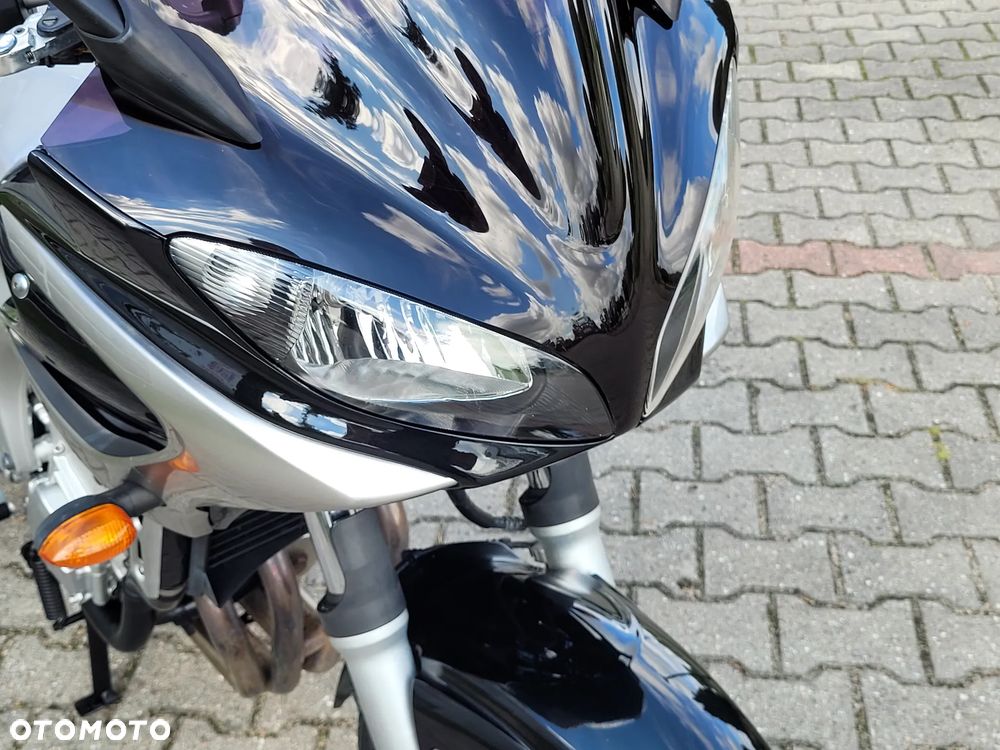 Yamaha FZ6 - 11