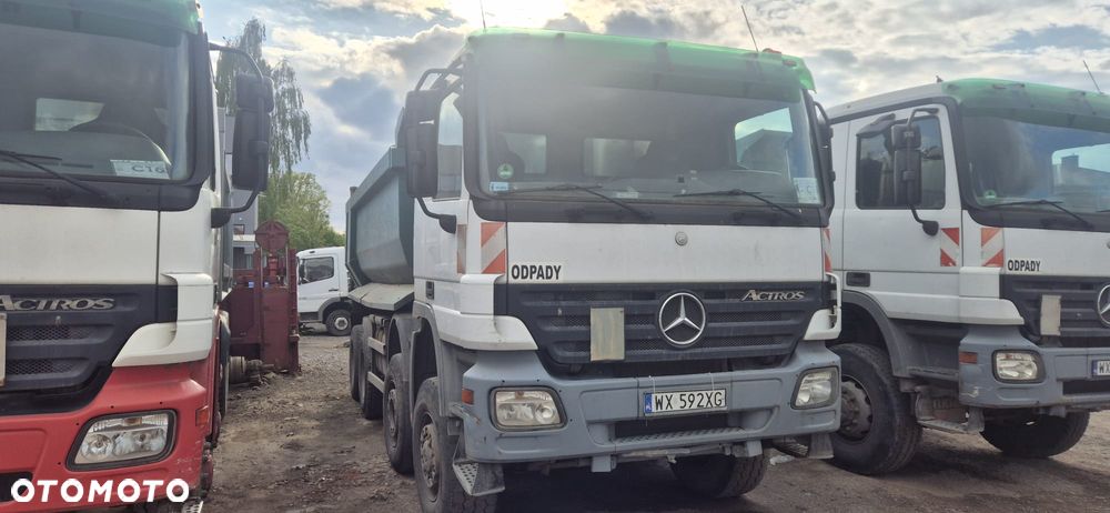 Mercedes-Benz Actros - 3