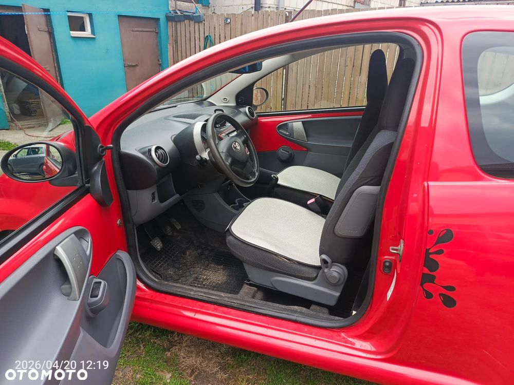 Toyota Aygo Standard - 16