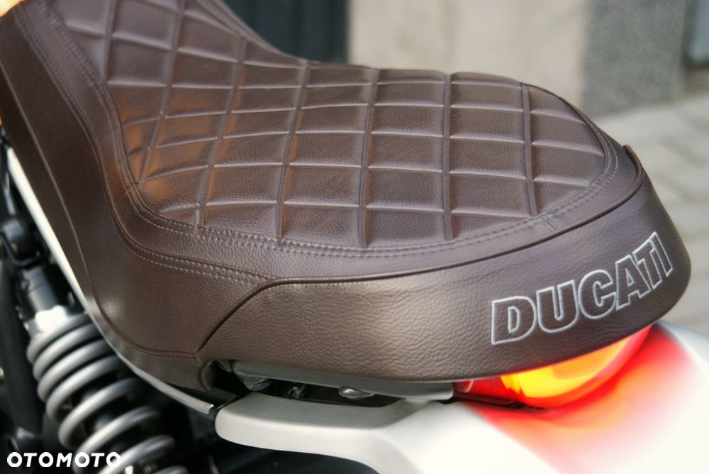 Ducati Scrambler - 25