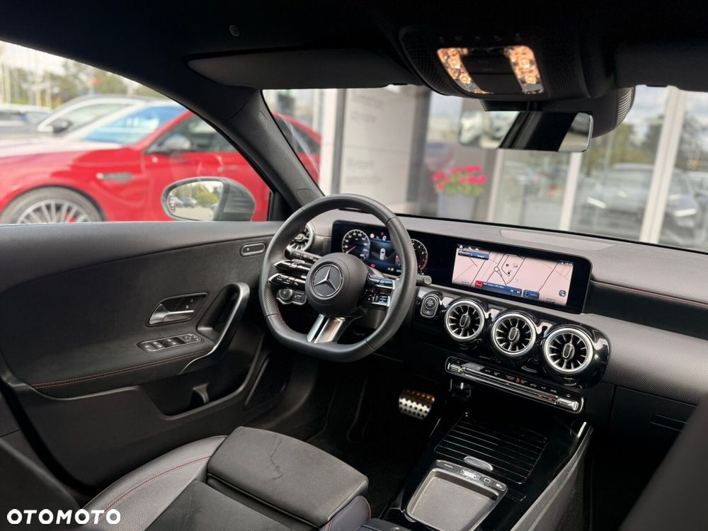 Mercedes-Benz Klasa A 200 AMG Line 7G-DCT - 21