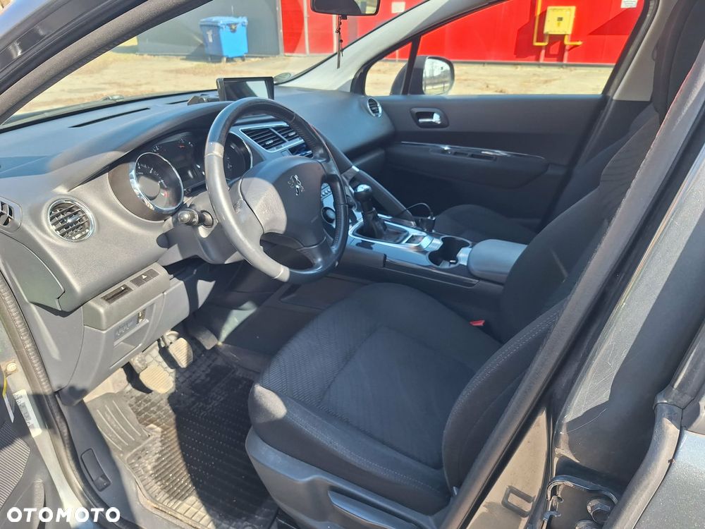 Peugeot 3008 1.6 Active - 13