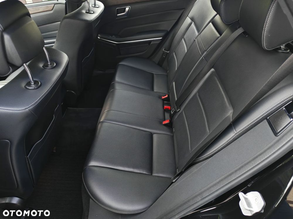 Mercedes-Benz Klasa E 350 BlueTEC 7G-TRONIC - 30