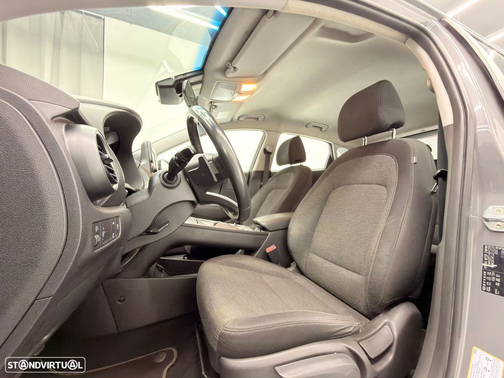 Hyundai Kauai 39 kWh Vanguard - 17