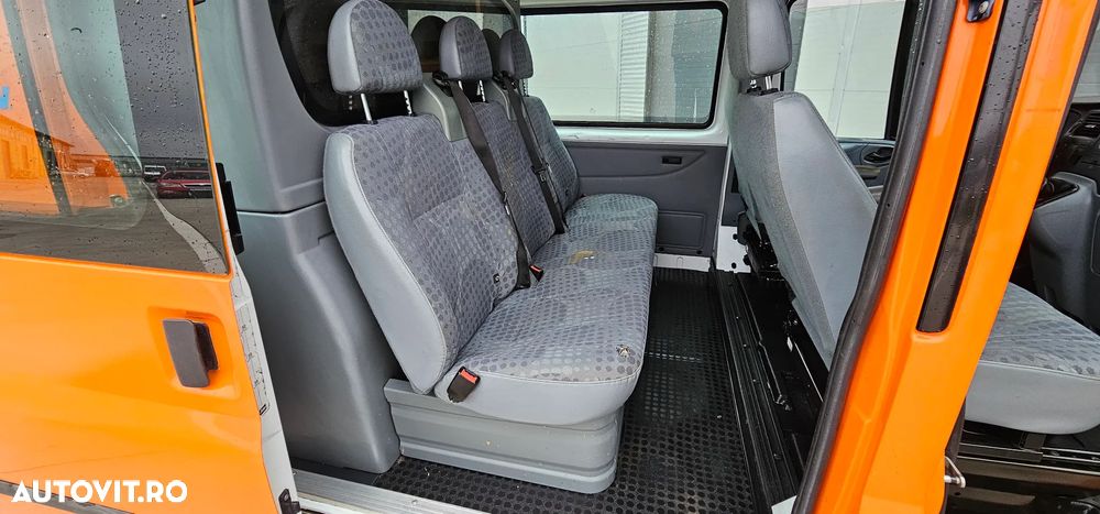 Ford Transit Turneo - 14