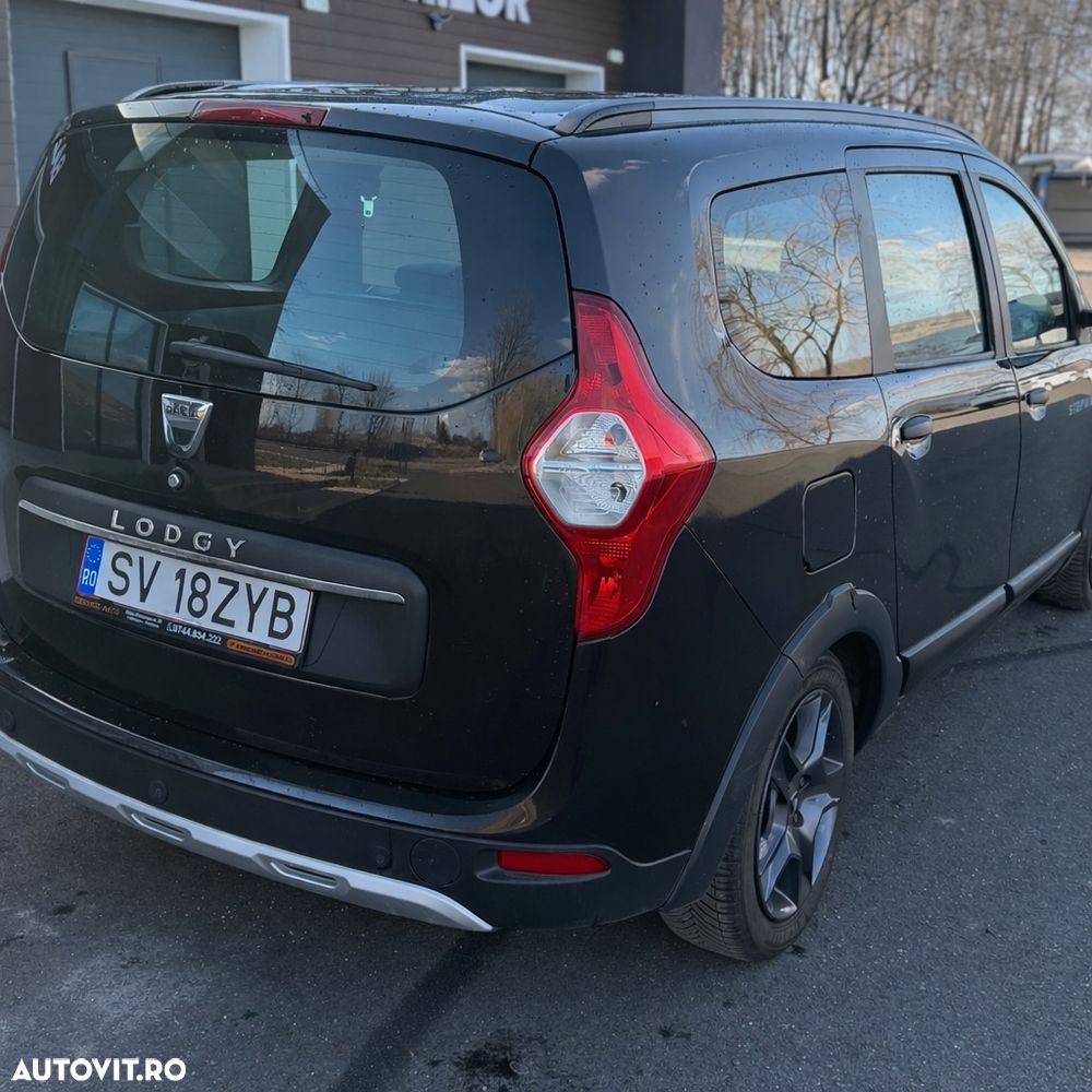 Dacia Lodgy TCe 115 Stepway - 3