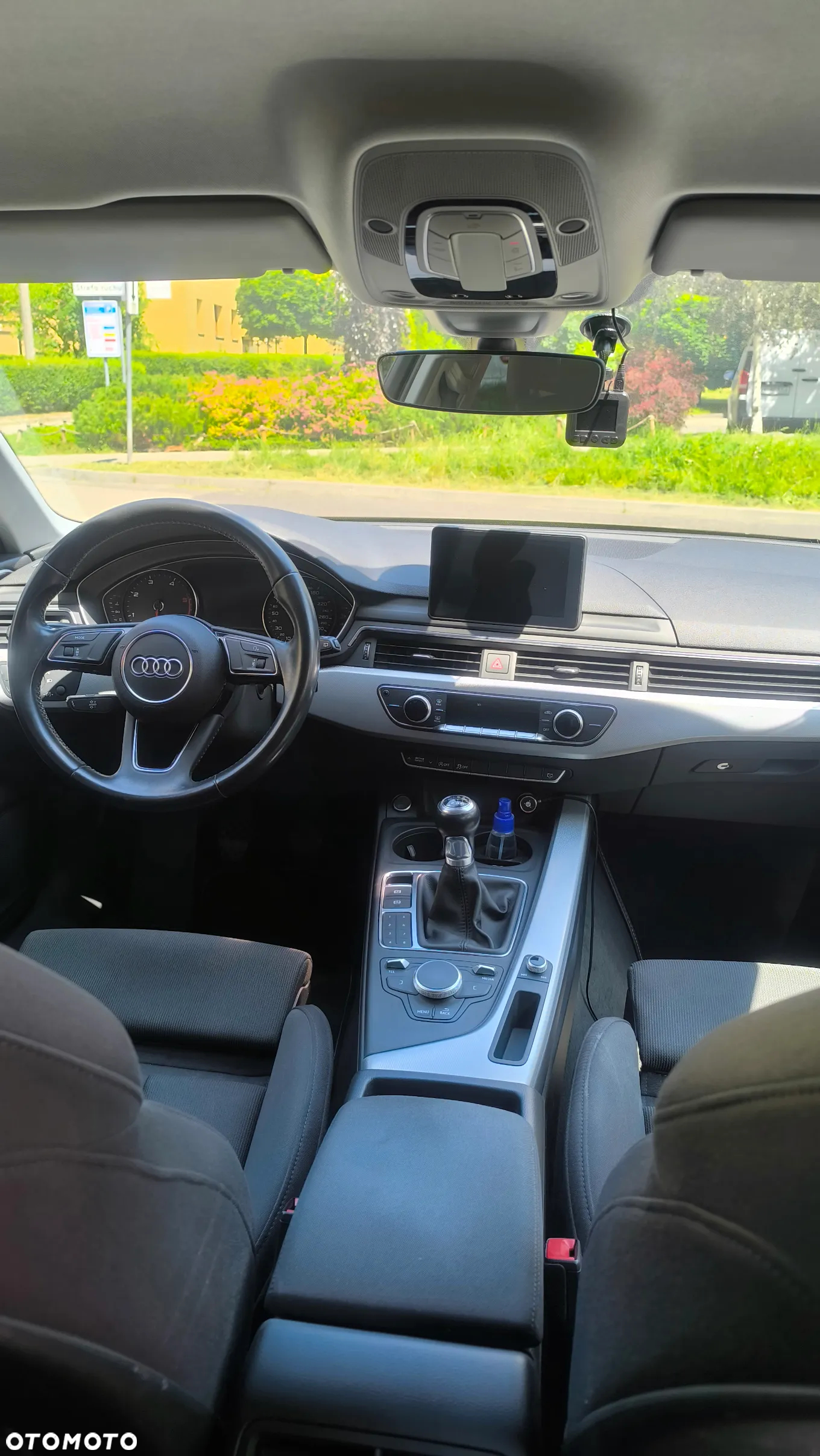 Audi A4 Avant 2.0 TDI ultra sport - 16