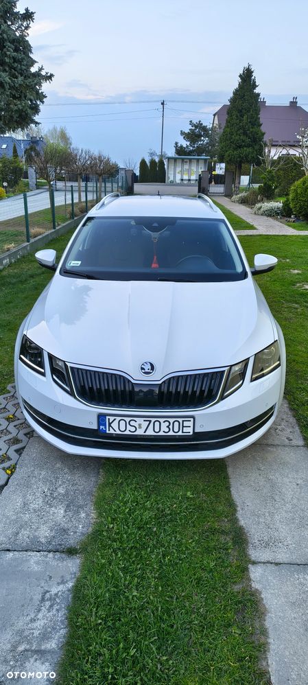 Skoda Octavia 1.6 TDI DSG Style - 2