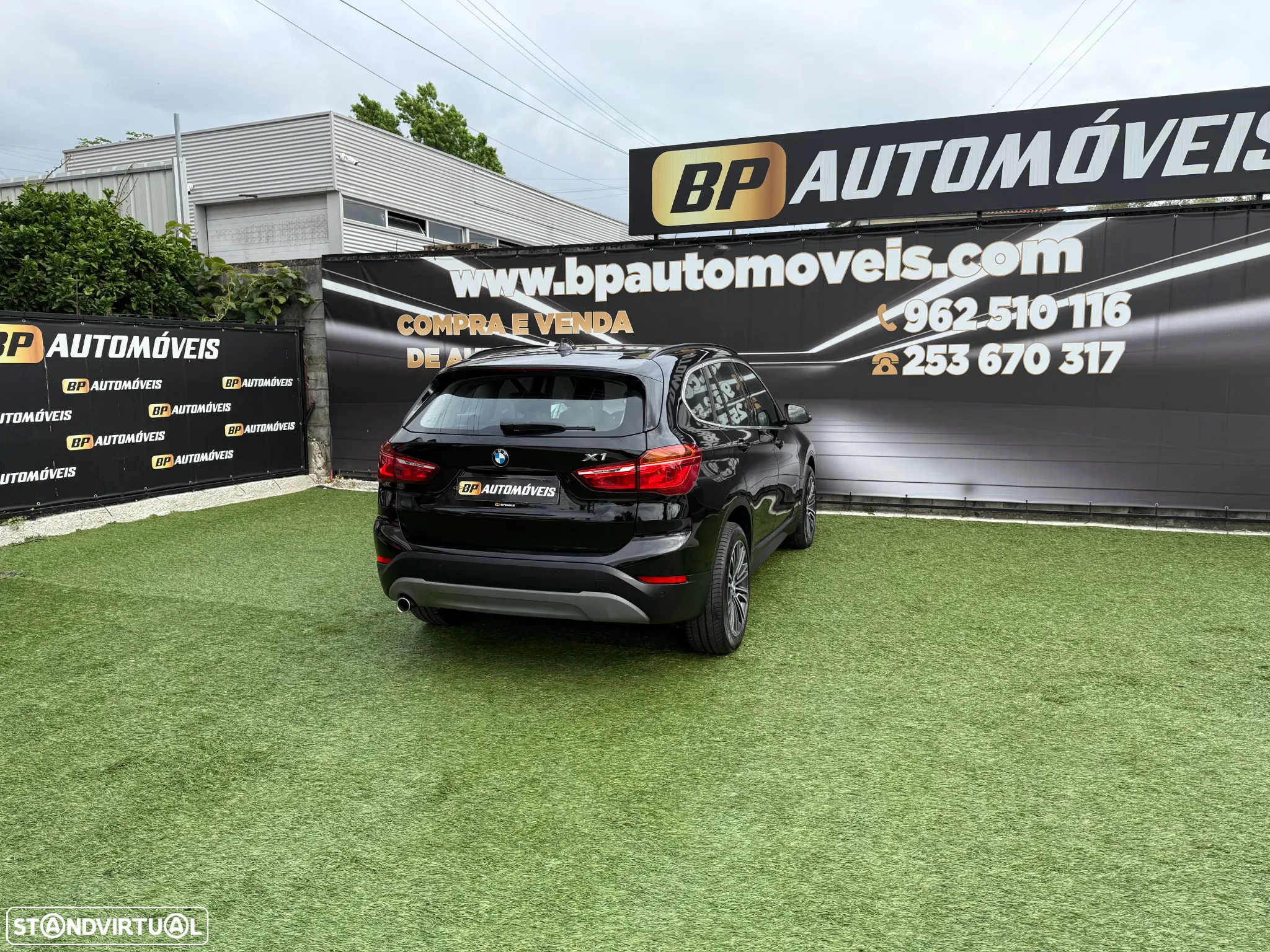BMW X1 18 d sDrive Auto Pack M - 25