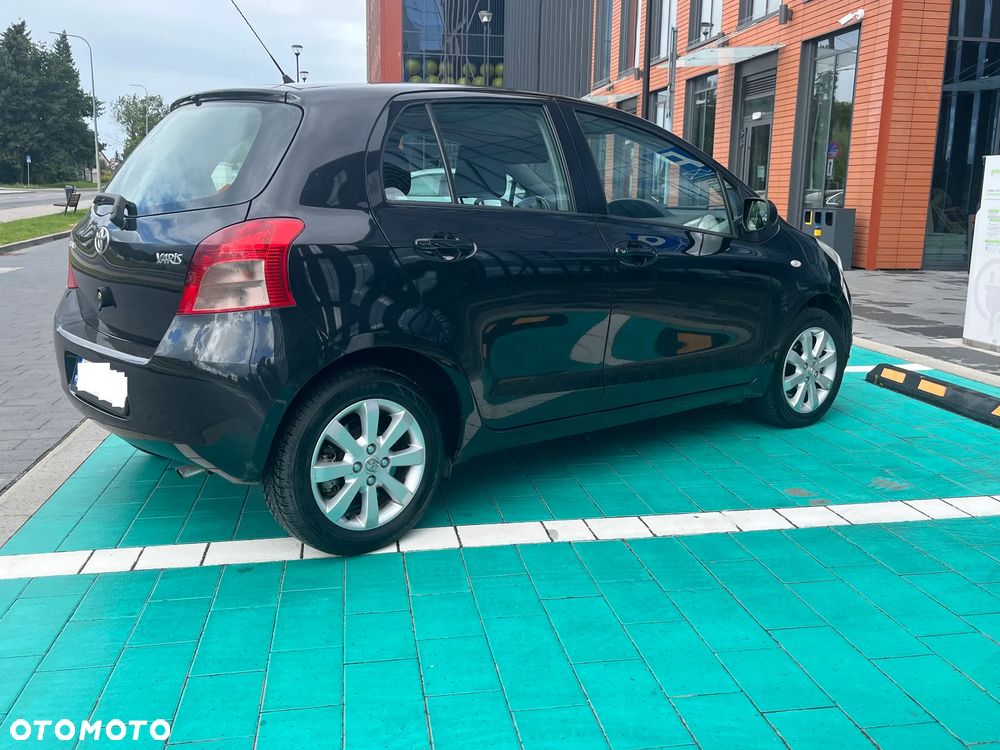 Toyota Yaris 1.0 Terra A/C - 4