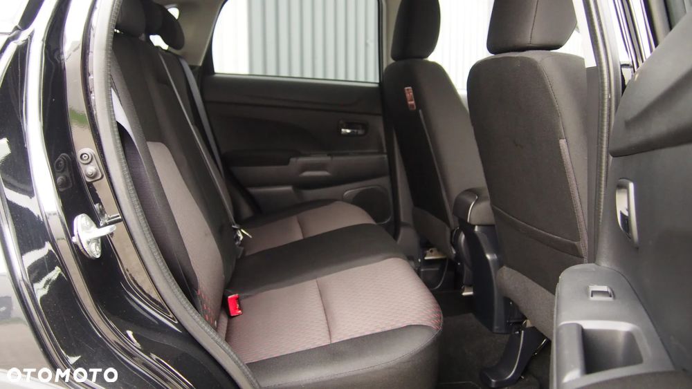 Mitsubishi ASX - 19