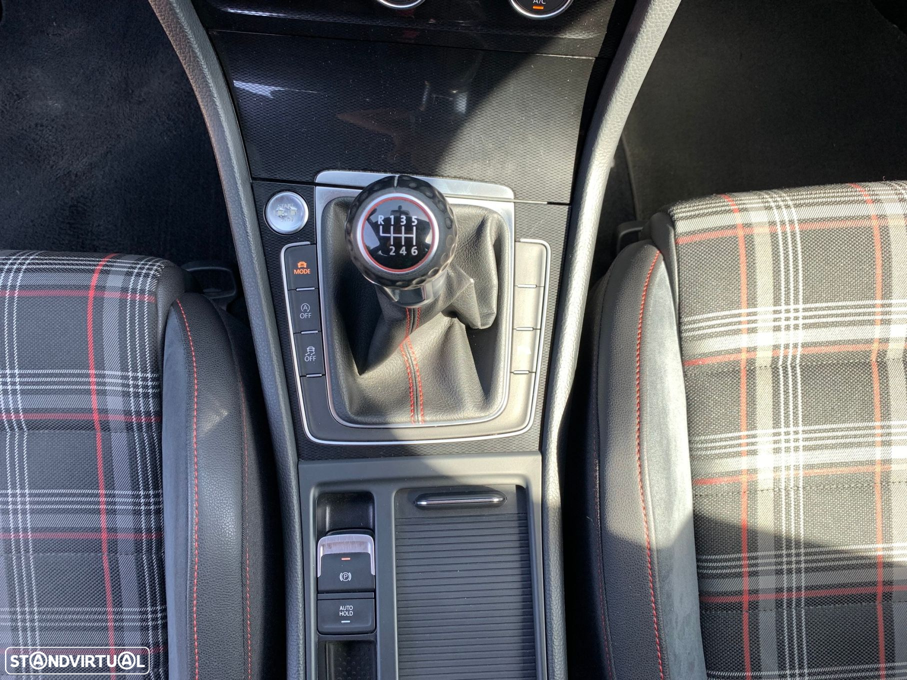VW Golf 2.0 TSi GTi Performance - 29