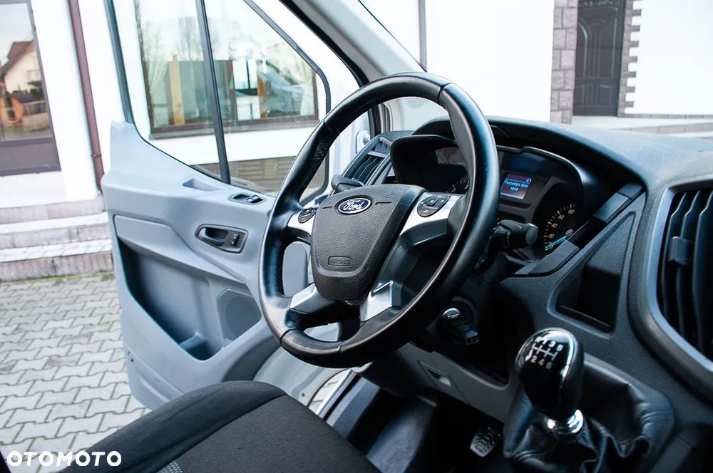 Ford Transit - 27