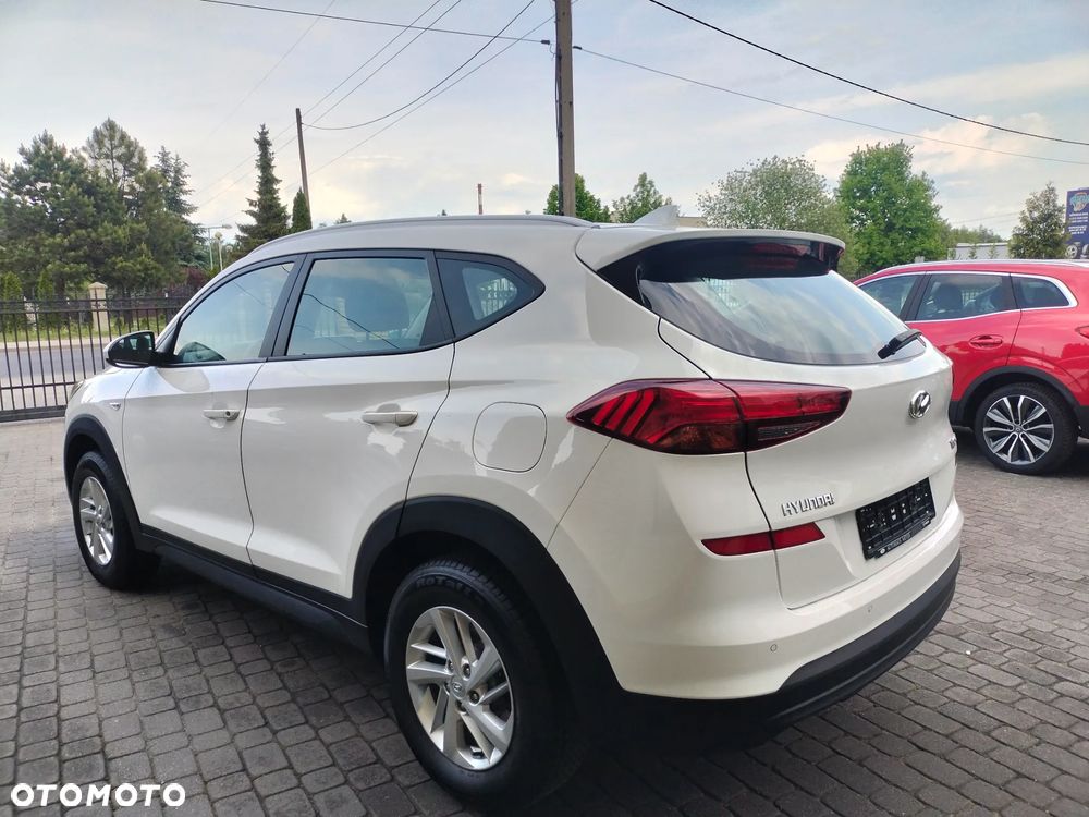 Hyundai Tucson 1.6 GDi 2WD Pure - 28