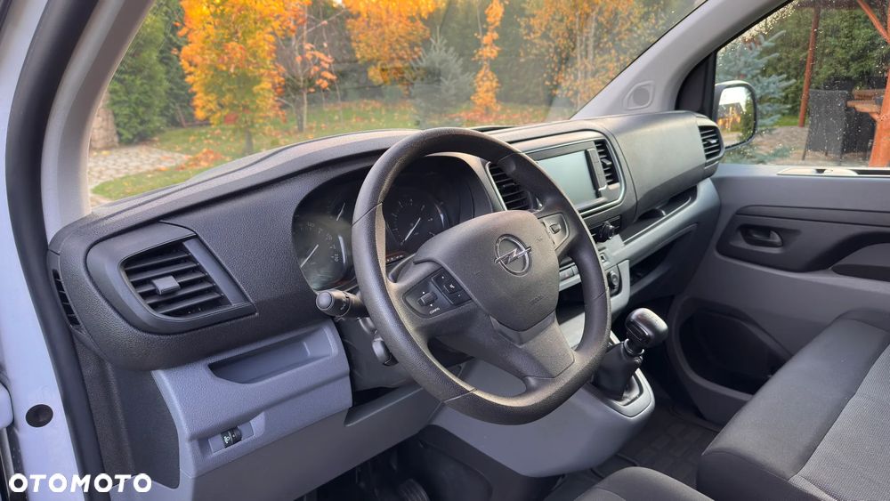 Opel Vivaro - 9