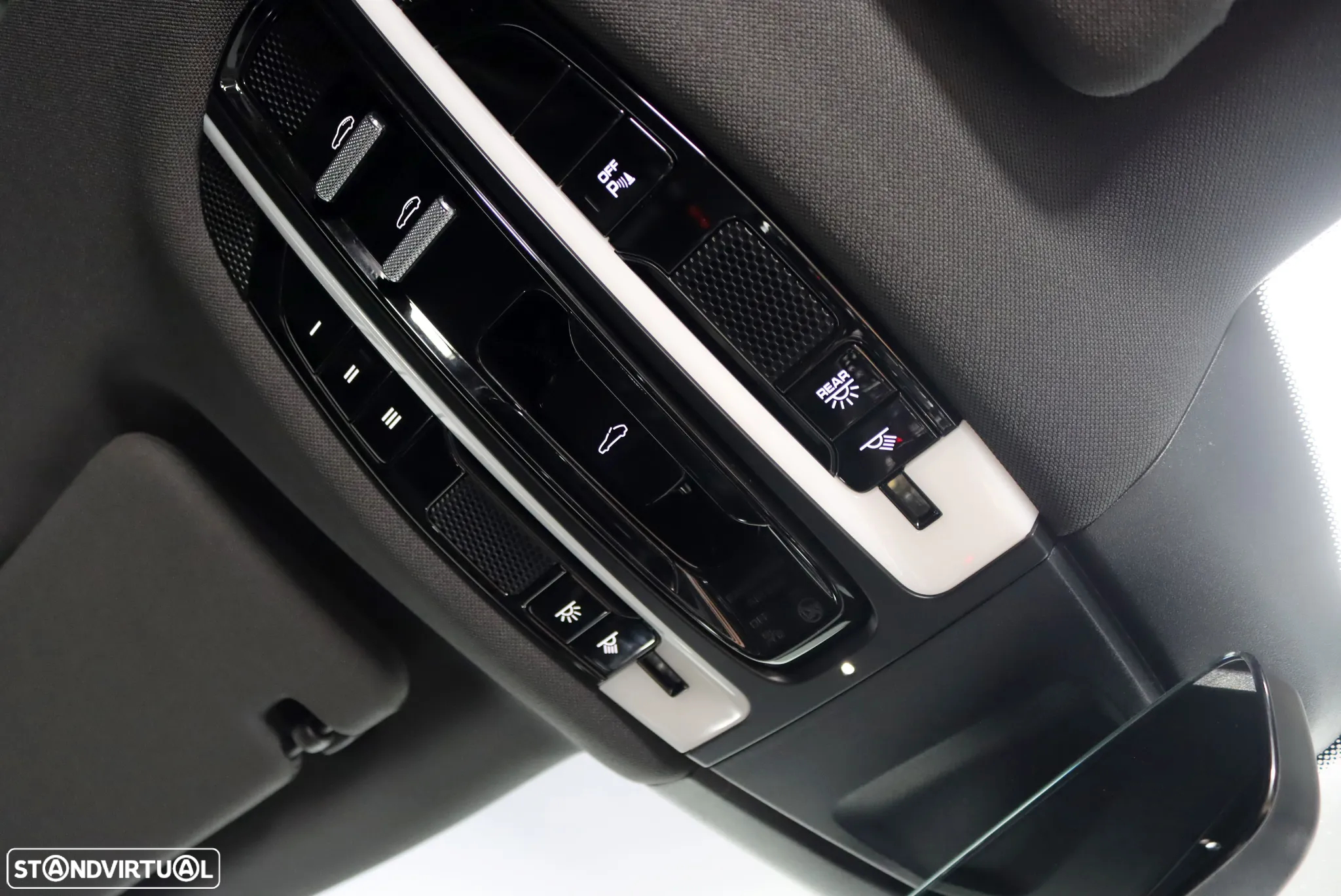 Porsche Panamera 4 E-Hybrid - 21