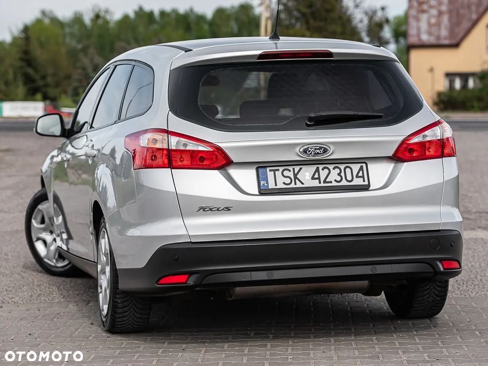 Ford Focus 1.6 EcoBoost Trend - 8