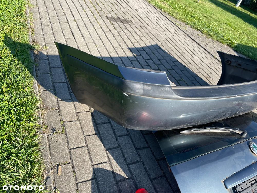 SKODA OCTAVIA I zderzak tył klapa kombi lampa lewa prawa 9901 - 3