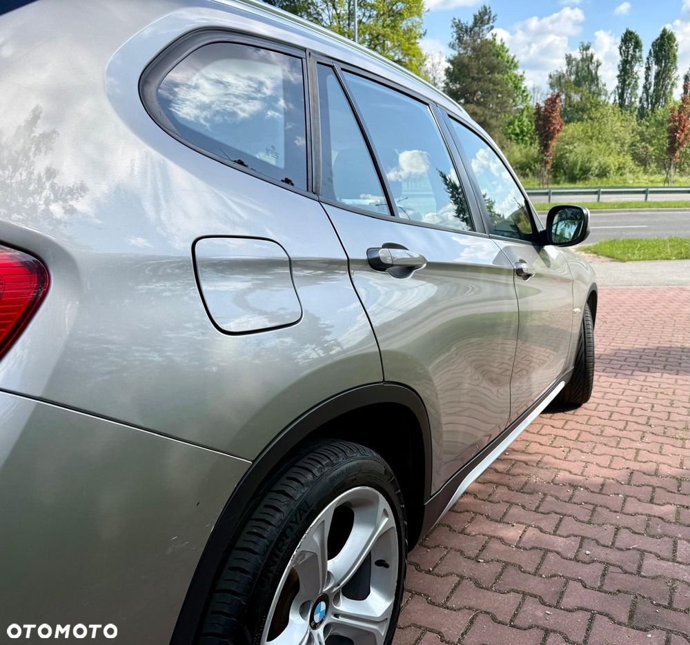 BMW X1 xDrive18d - 10