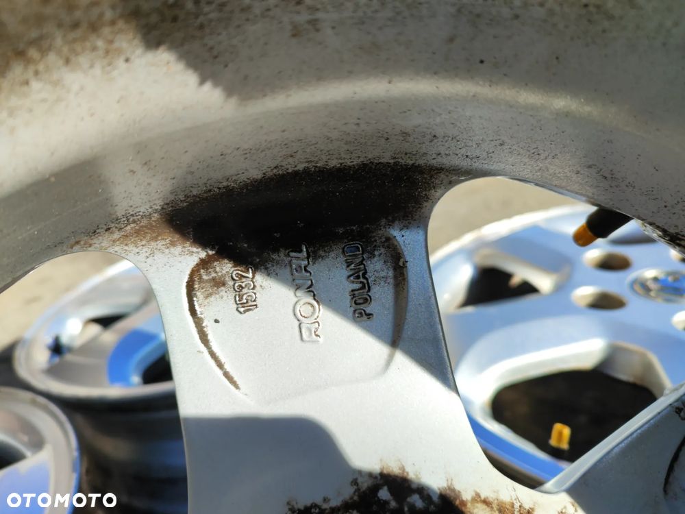 Alufelgi 16" 5x118 Trafic Vivaro Ducato Boxer Jumper Ładne! komplet 4 sztuki, średnica 16", rozstaw śrub 5x118, otwór centrujący 71,1 mm, ET50, szerokość 6", produkcja Ronal. Pasują do takich aut jak Renault Trafic, Opel Vivaro, Fiat Ducato, Citroen Jumper, Peugeot Boxer, Nissan Primastar. - 8