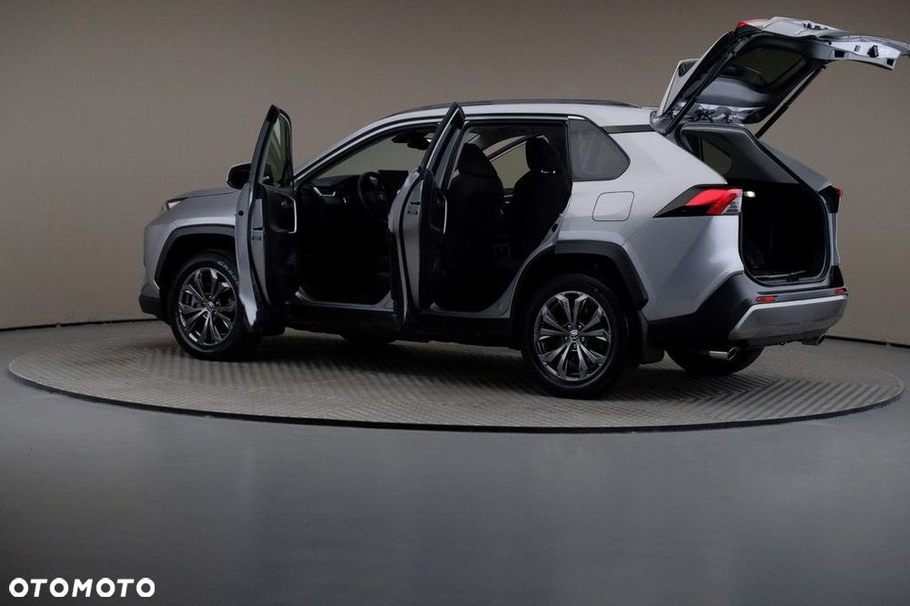 Toyota RAV4 - 7