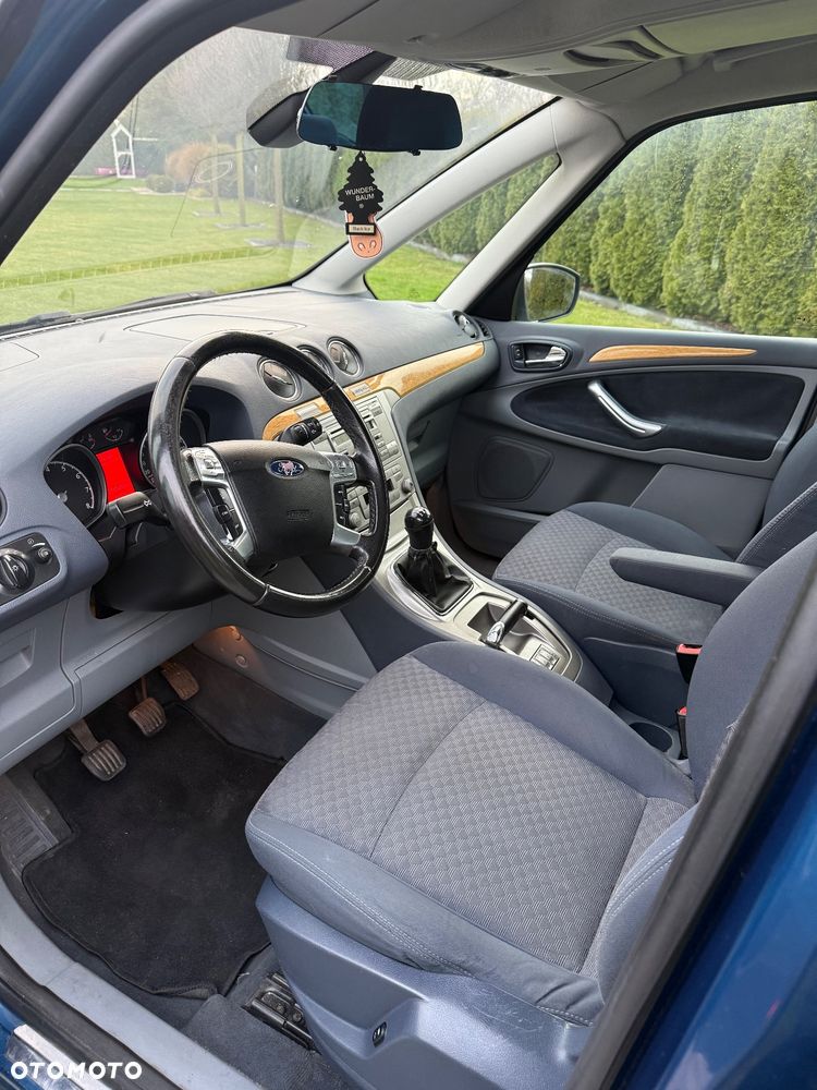 Ford Galaxy 2.0 Ghia - 5