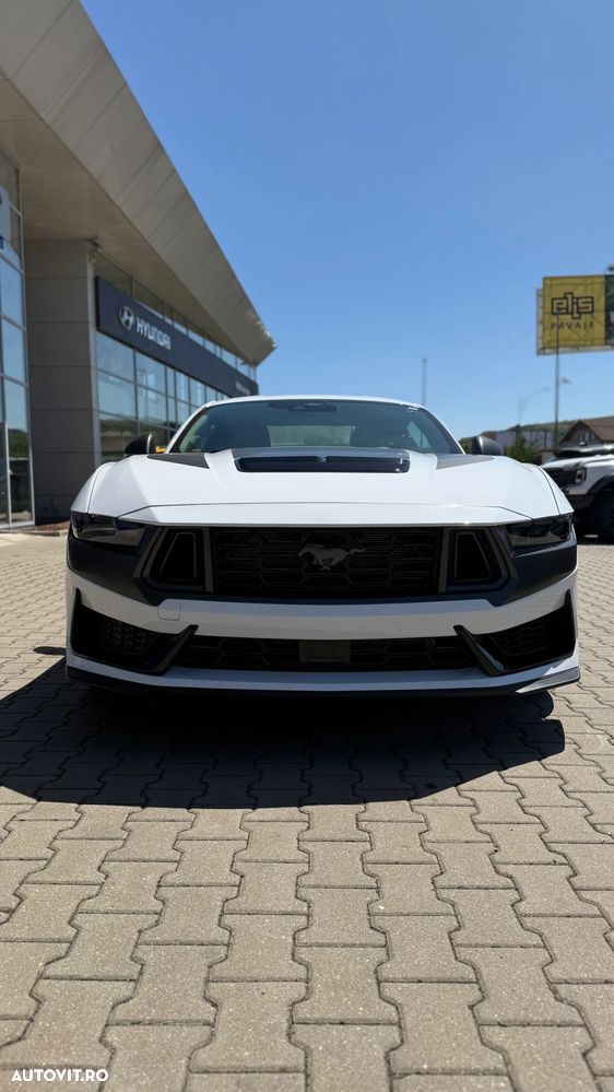 Ford Mustang 5.0 V8 Aut. Dark Horse - 9