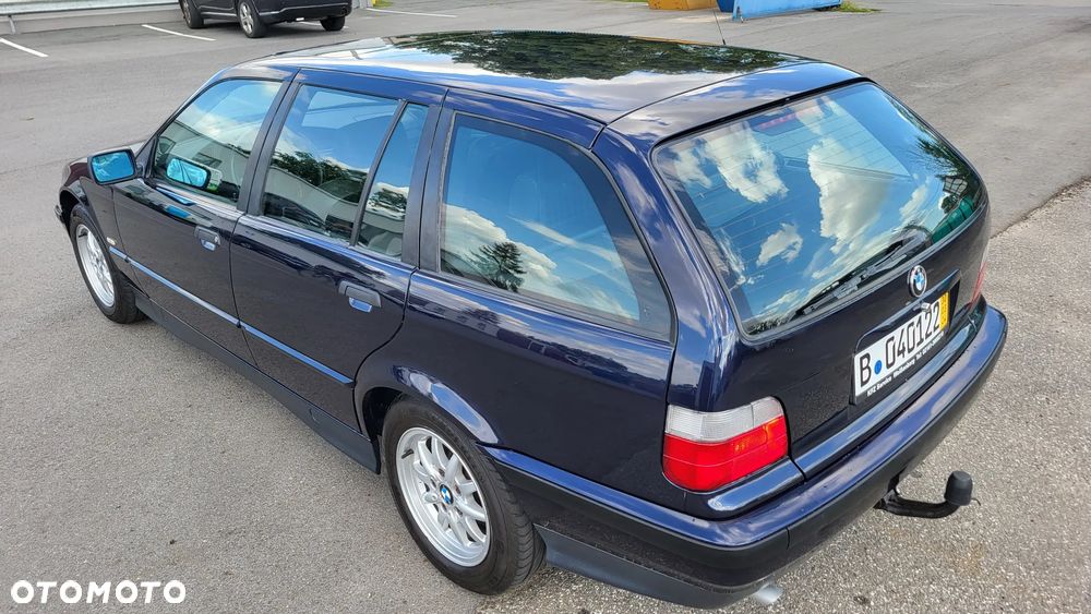 BMW Seria 3 316i - 9