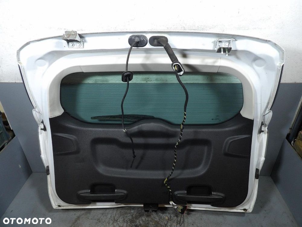 FORD FOCUS MK3 KOMBI TYLNA KLAPA  5F - 9