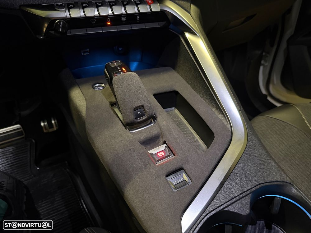 Peugeot 5008 1.5 BlueHDi GT Line EAT8 - 22