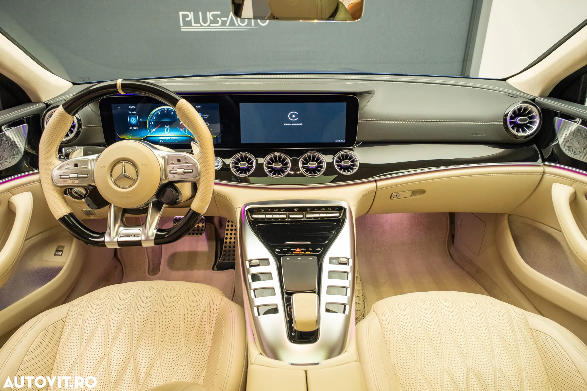 Mercedes-Benz AMG GT-S 63 4MATIC+ - 28