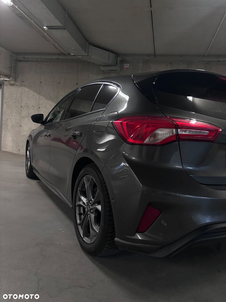 Ford Focus 1.5 EcoBoost ST-Line - 4