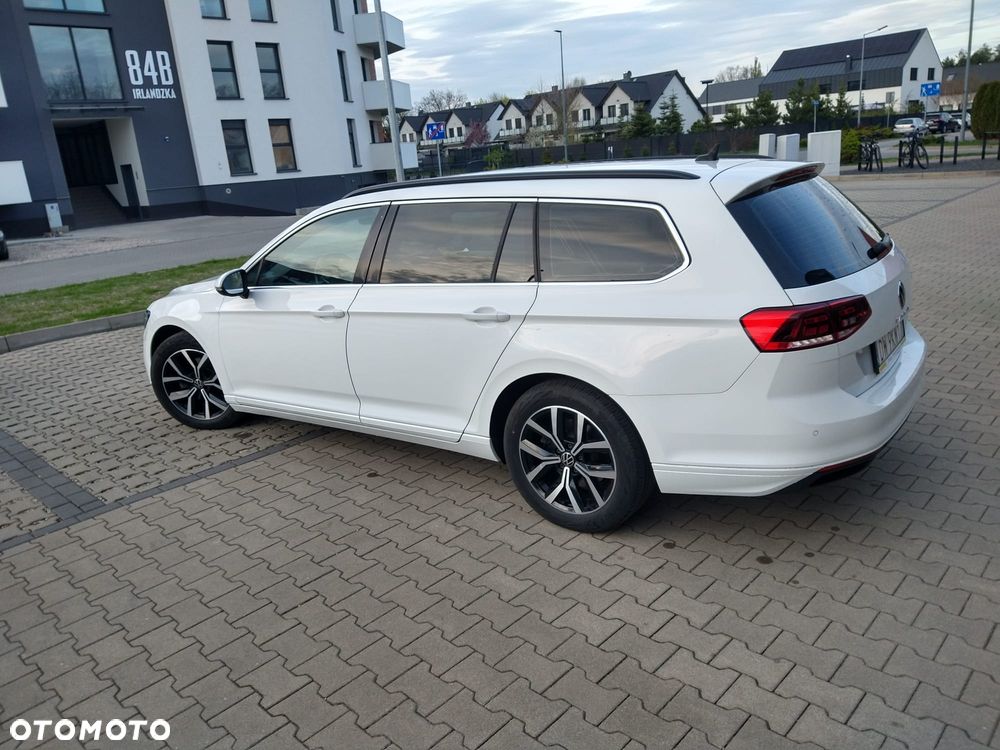 Volkswagen Passat - 5