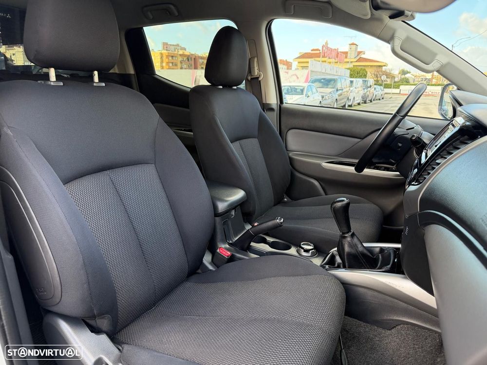 Mitsubishi L200 2.4 DI-D CD Sportbox Strakar 4WD - 16